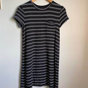 Lou & Gray Women's Black with White Stripes Heavy T-Shirt Dress Size X-Small